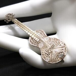 Vintage Silver Filigree Guitar or Violin Brooch, Cannetille Wire Work, 1940s